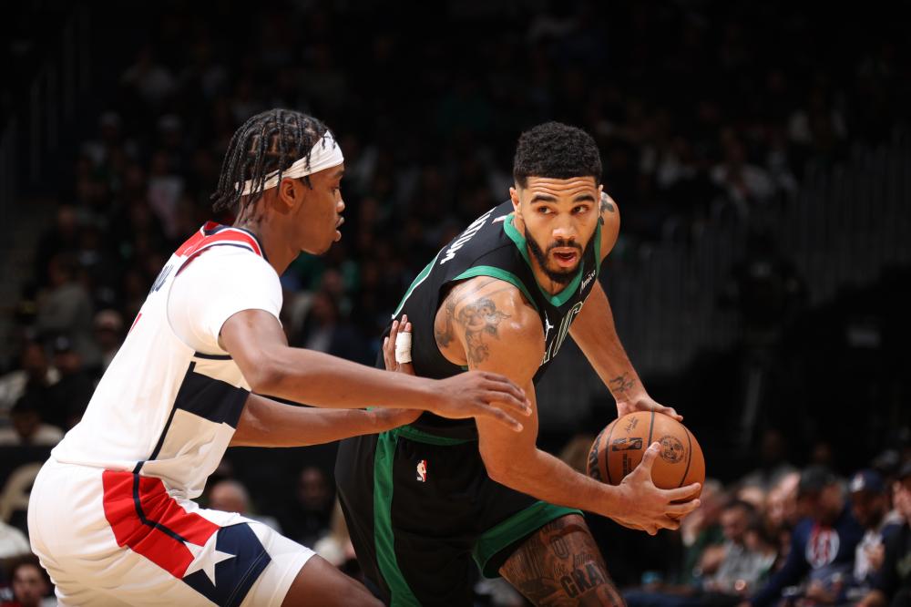 添了浓墨重 添了浓墨重